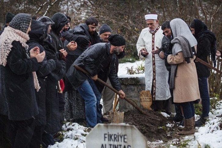 Benim İçin Üzülme 45. Bölüm Galerisi G3