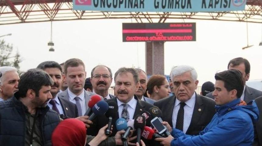 Eroğlu: "t&uuml;rkiye &Uuml;&ccedil; Milyon Suriyeliyi Barındırıyor"