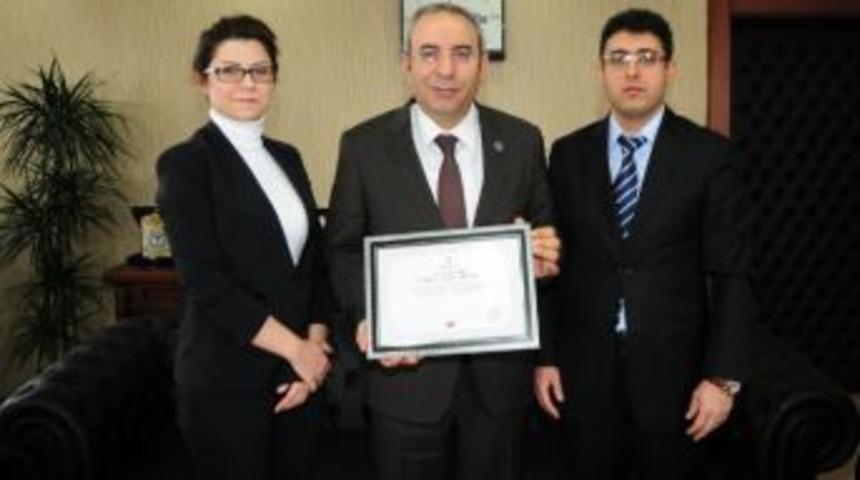 Kızılay Heyetinden Rekt&ouml;r Battal&rsquo;a Ziyaret