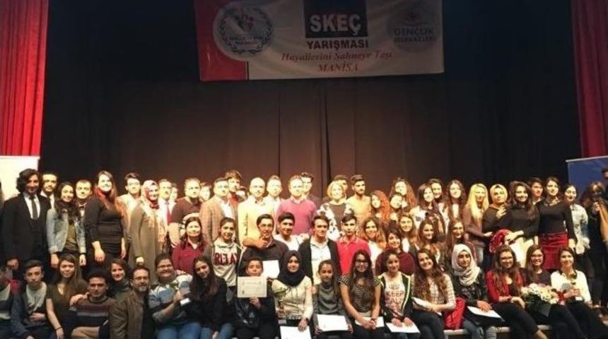 Hayallerini Sahneye Taşıyıp Birinci Oldular