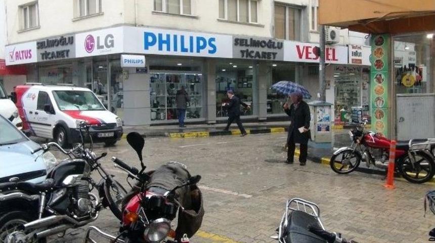 İslahiye&rsquo;de Dolu Ve Yağmur Etkili Oldu