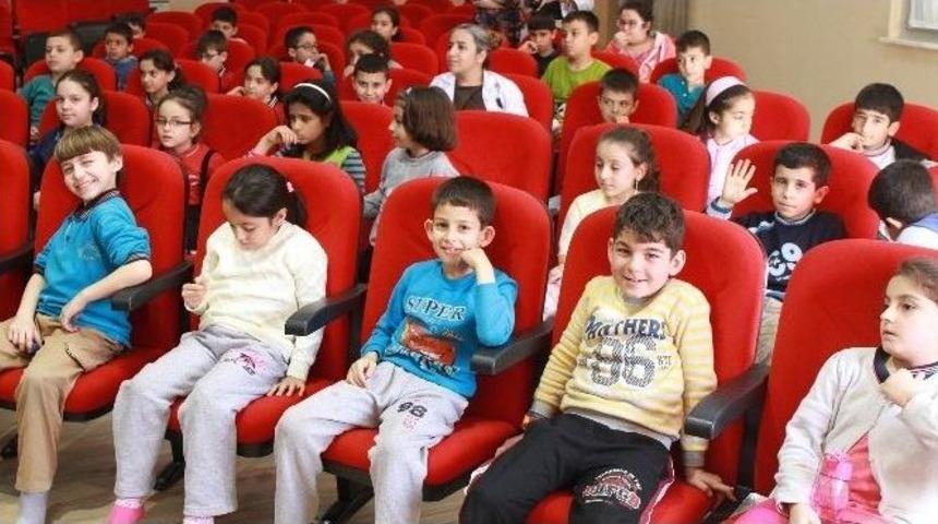 Bilgi Evi &Ouml;ğrencileri Şairlerle Buluştu