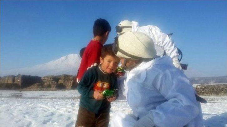 Komandolardan 6 İlde Terör Operasyonu G4