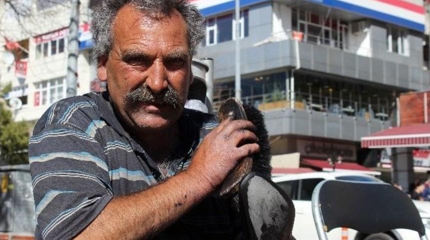 Ayakkabı Boyacısından İnsanlık Dersi