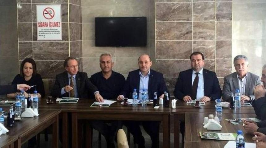 Ali &Ccedil;etinbaş: M&uuml;lteci Meselesi Ekonomik Değerlere G&ouml;re Değerlendirecek Bir Husus Değildir