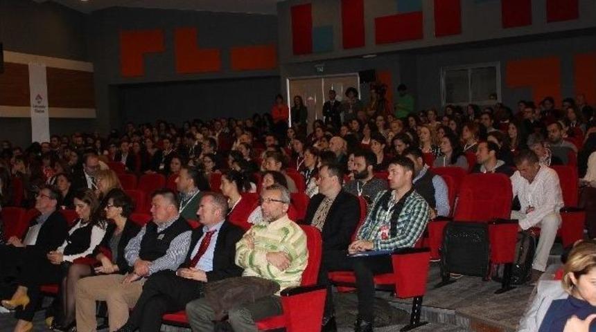 Bah&ccedil;eşehir Okulları Uluslararası Yabancı Diller Konferansında, Farklılaştırılmış &Ouml;ğretim Masaya Yatırıldı