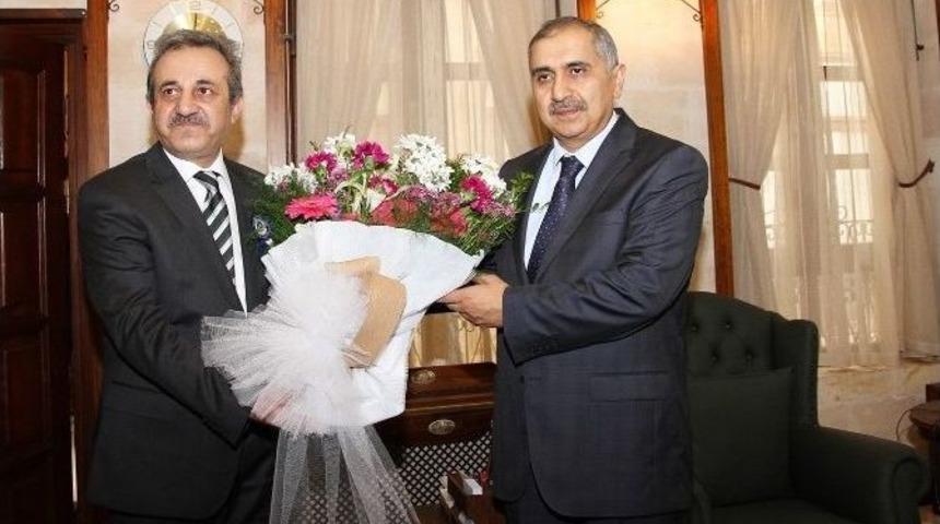 Vali Ko&ccedil;ak&rsquo;a Vergi Haftası Ziyareti