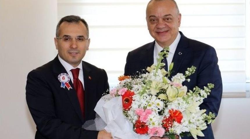 Başkan Erg&uuml;n&rsquo;e Vergi Dairesinden Ziyaret