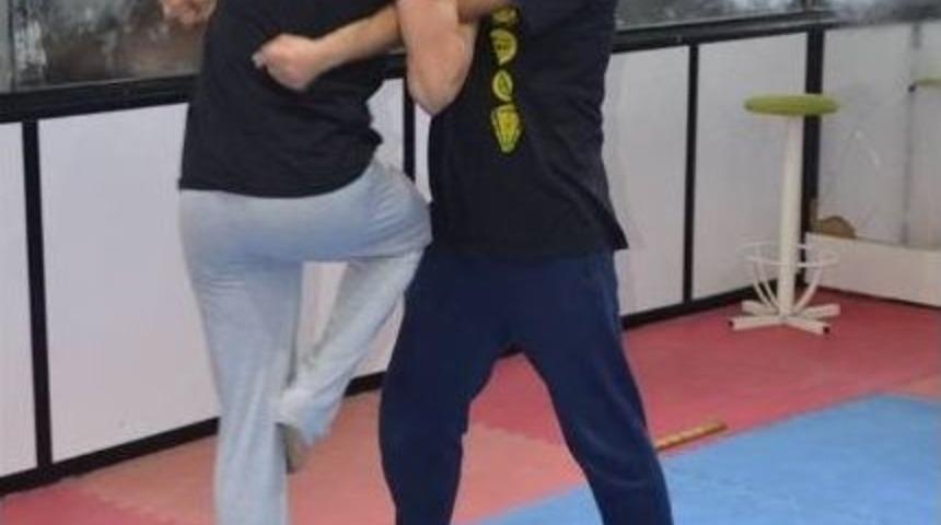 Escrima&rsquo;da Derece Sınavları Yapıldı