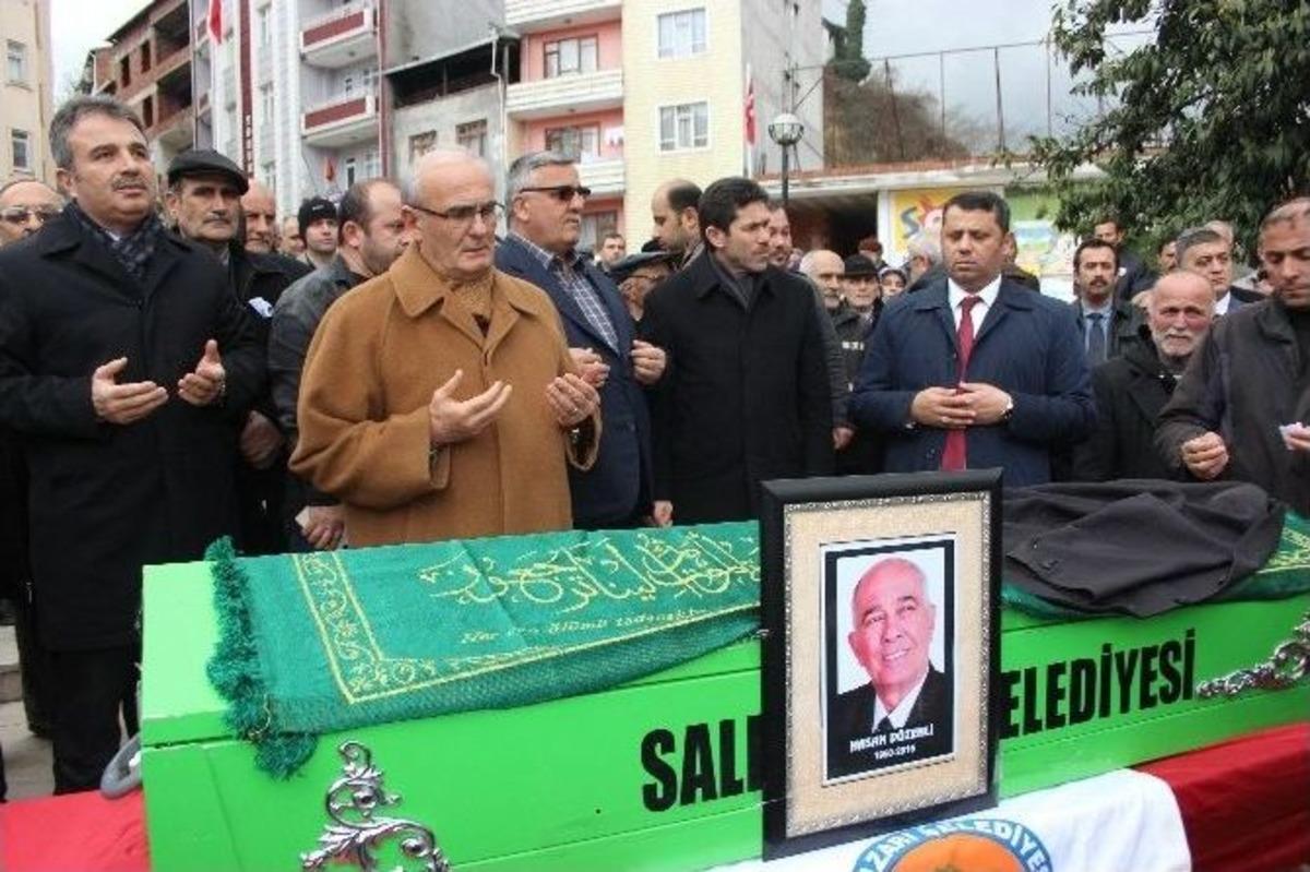 Eski Belediye Başkanı D&uuml;zenli&rsquo;ye Veda