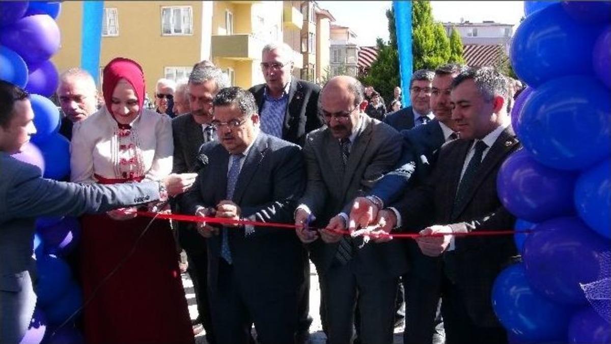 &Ouml;zel Mor Mavi &Ouml;ğrenci Et&uuml;t Merkezi A&ccedil;ıldı