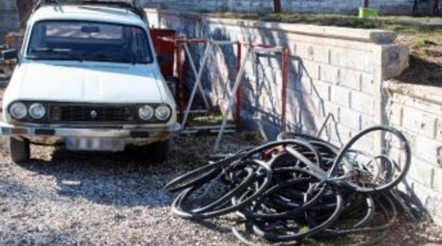 Hırsızlık Ş&uuml;phelisi Karı Koca Yakalandı