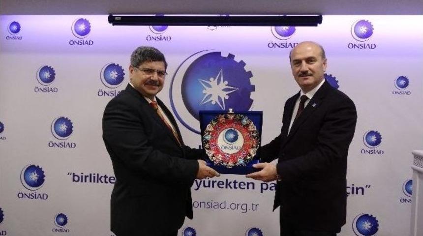 İsmail Kapan &Ouml;nsiad &Uuml;yelerine Seminer Verdi