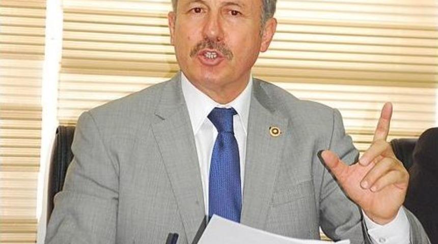 Ak Partili &Ouml;zdağ Sulama Kanalı Kirliliğine &Ccedil;&ouml;z&uuml;m Getirdi