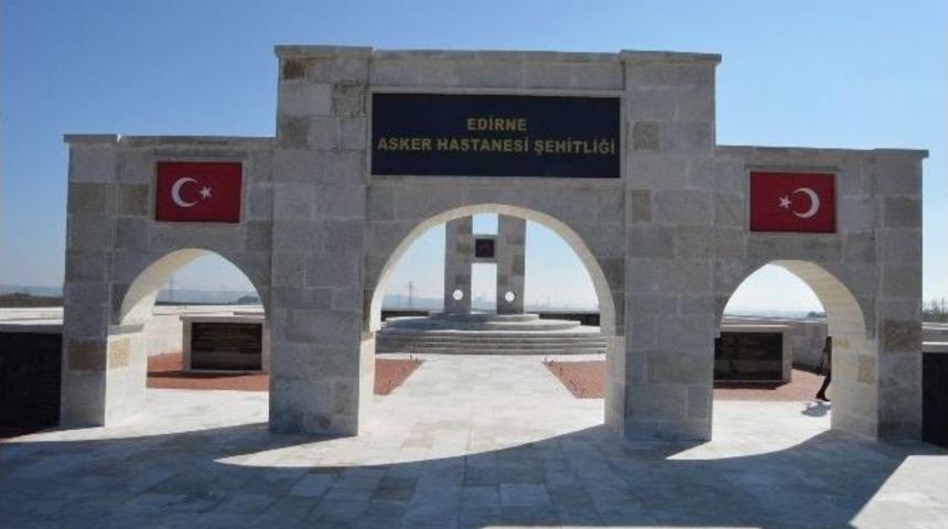 T&uuml;rkiye&rsquo;nin En B&uuml;y&uuml;k İkinci Şehitliğine Sosyal Tesis Yapılacak