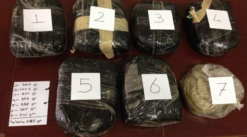 Amasya&rsquo;da 6 Kilo Uyuşturucu Ele Ge&ccedil;irildi