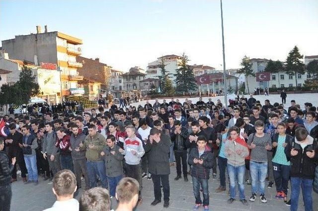 Bozüyük’te Ülkücü Gençler Terörü Lanetledi