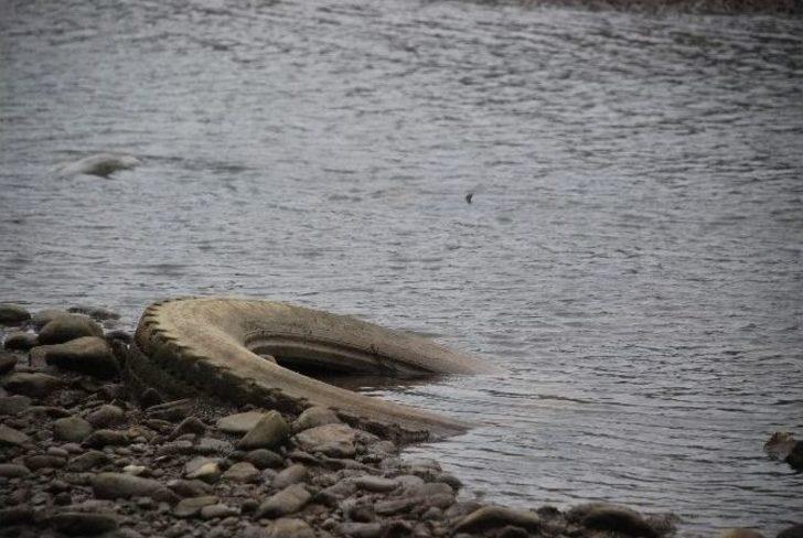 Kelkit Çayı’nda Araç Lastiği Kirliliği G3