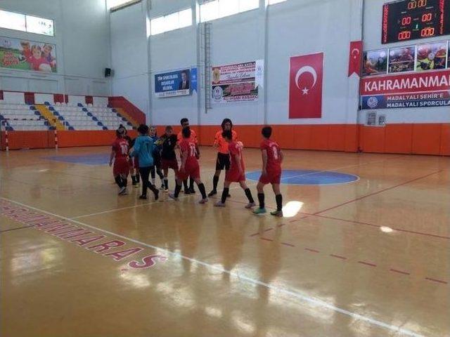 Ağrı Spor Lisesi Kız Futsal Takımı Türkiye Finallerinde