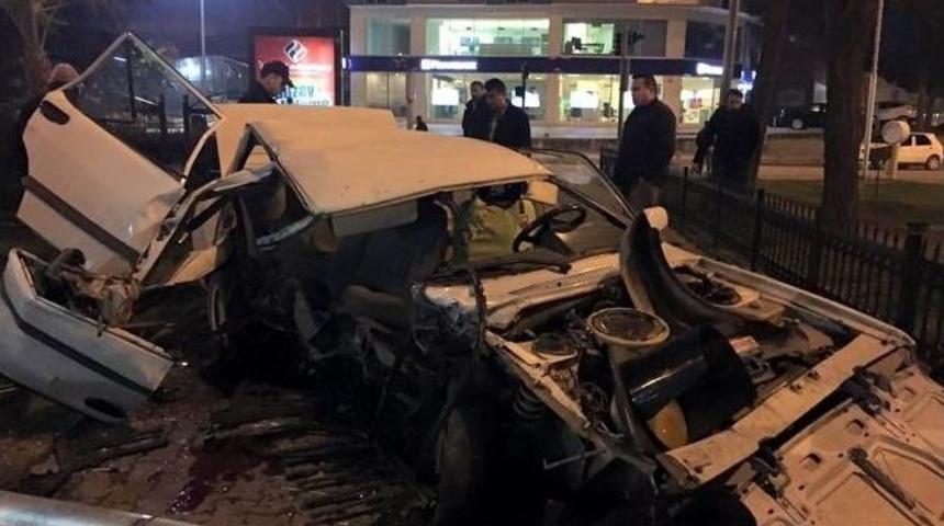 Kazada Ağır Yaralanan Genç Hayatını Kaybetti