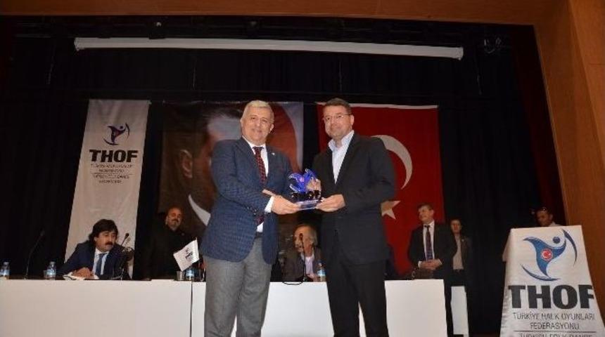 Başkan Turgut&rsquo;a Halk Oyunları Teşekk&uuml;r&uuml;