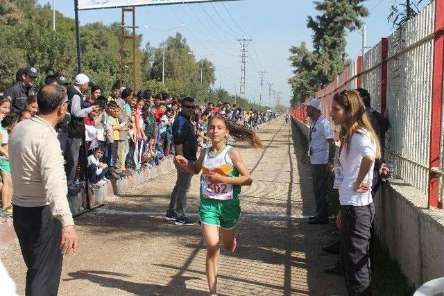 Ceyhan’da Kros Seçmeleri Yapıldı