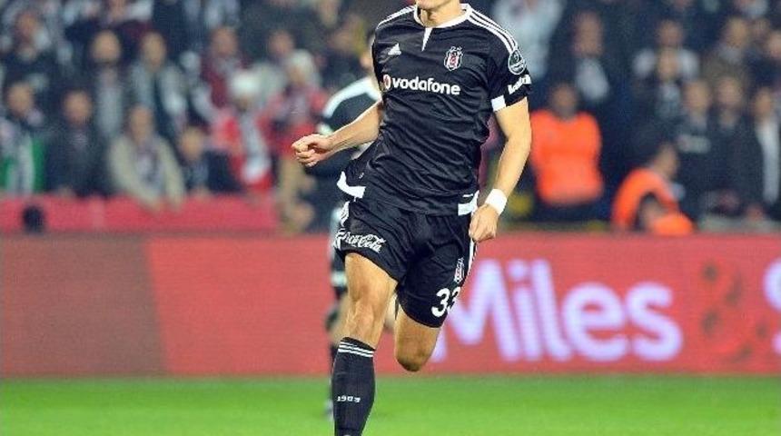 Marıo Gomez&rsquo;den Kritik 9 Puan