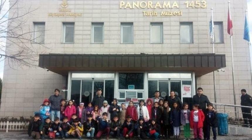 Bilge &Ccedil;ocuklar Tarih Yolculuğuna &Ccedil;ıktı