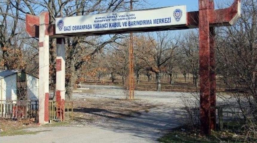 Barınma Merkezindeki Şartları Beğenmeyip İntihara Kalkıştı