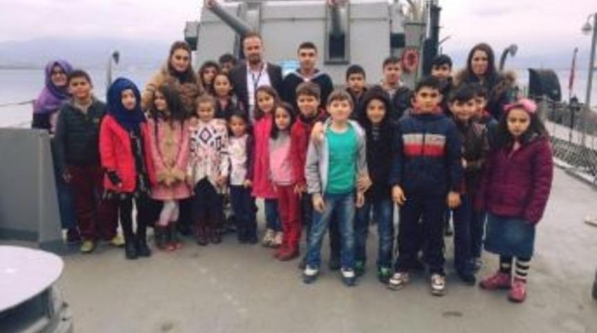 Kartepe Bilgi Evi &Ouml;ğrencileri Gayret Gemi M&uuml;zesini Gezdi