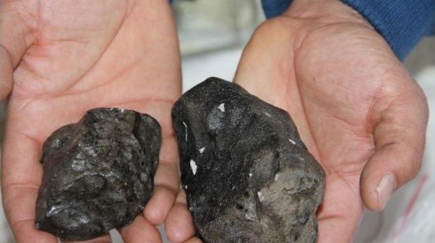 G&ouml;ktaşı Ellerinde Kaldı