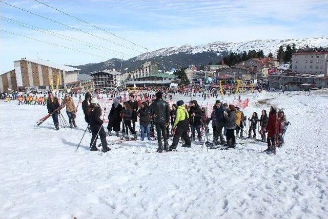 Sağlık&ccedil;ılar Uludağ&rsquo;da Stres Attı 1