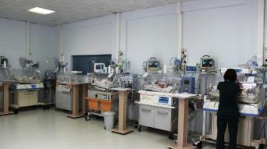 &Ccedil;anakkale Devlet Hastanesi Yeni Doğan Servisine Terapotik Hipotermi Merkezi Kuruldu