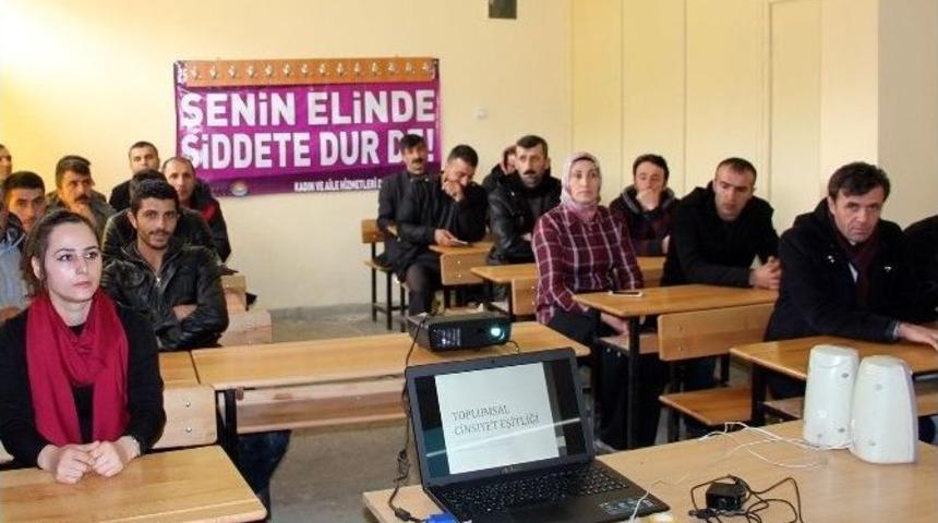 Belediye Personeline Kadın Hakları Semineri