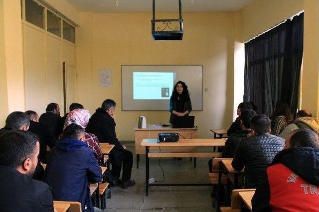 Belediye Personeline Kadın Hakları Semineri