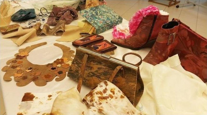 Eşyalar &lsquo;ebru&rsquo;landı