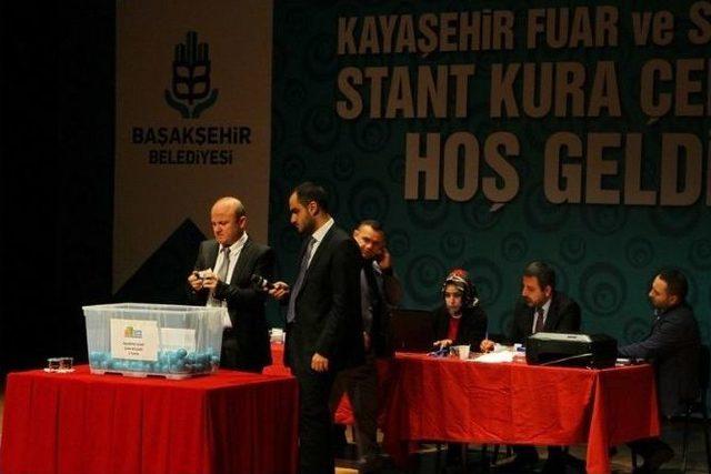 Kayaşehir Kapalı Pazar Kuraları Çekildi