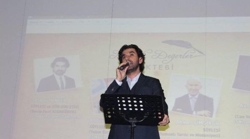 Serdar Tuncer Balıkesir&rsquo;de Necip Fazıl&rsquo;ı Anlattı