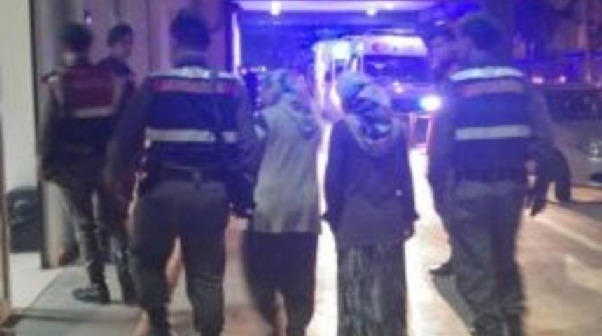 Dolandırıcı Kadınlar Jandarmaya Yakalandı