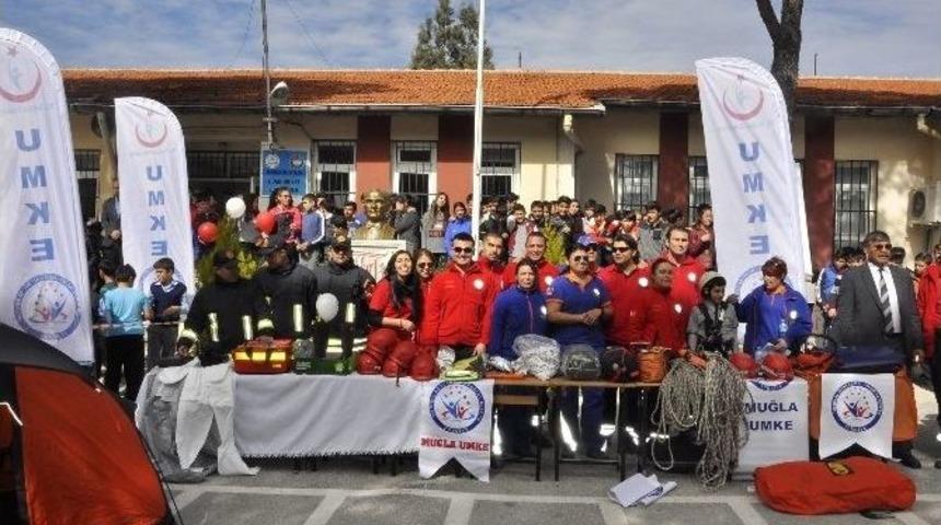 İtfaiye Ve Umke Ekiplerinden Ger&ccedil;eği Aratmayan Tatbikat