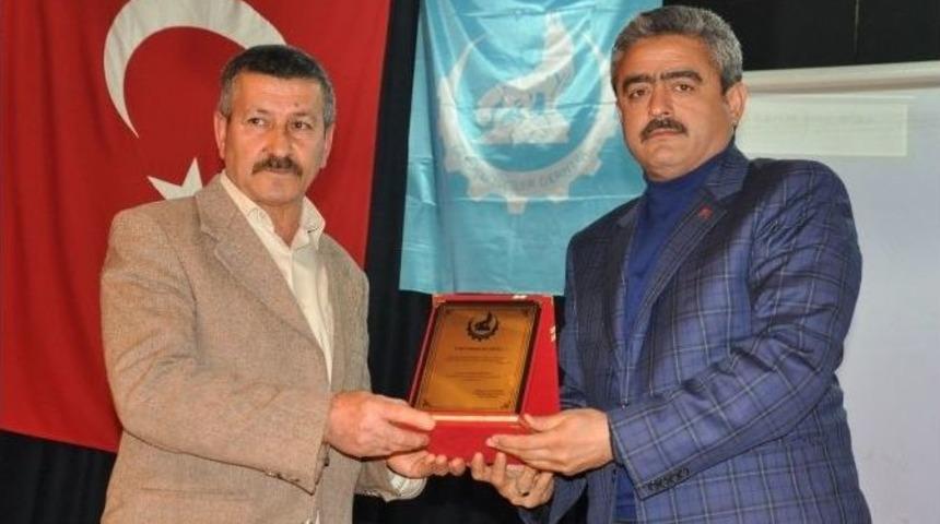 Başkan Alıcık, &Uuml;lk&uuml;c&uuml; İş&ccedil;ileri Yalnız Bırakmadı