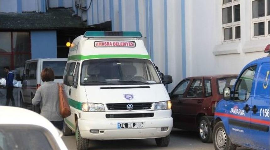 Kocası Tarafından &Ouml;ld&uuml;r&uuml;len Kadının Cenazesi Morga Kaldırıldı