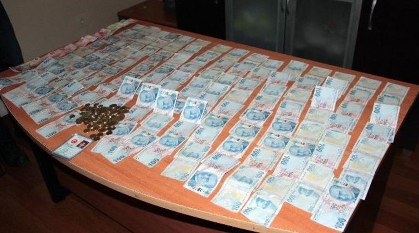 (&ouml;zel Haber) Dilencinin &Uuml;zerinden 12 Bin Lira &Ccedil;ıkınca Polis Şaşkına D&ouml;nd&uuml;