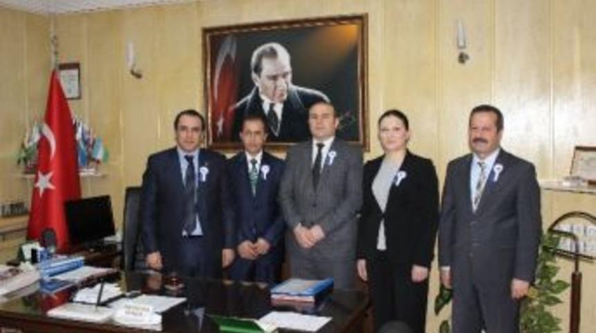 M&uuml;d&uuml;r &Ouml;zdemir, Kaymakam Kaya&rsquo;yı Ziyaret Etti