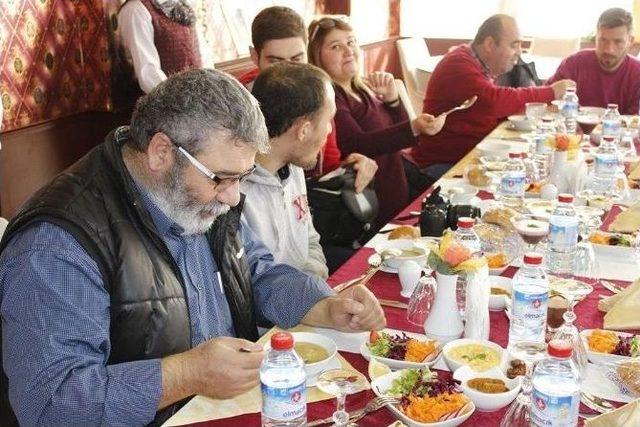 Yozgat Zübeyde Hanım Kız Meslek Lisesi Basın Mensuplarını Ağırladı