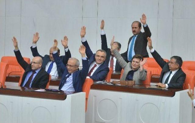 Hdp’nin Efkan Ala Hakkında Verdiği Gensoru Önergesi Kabul Edilmedi