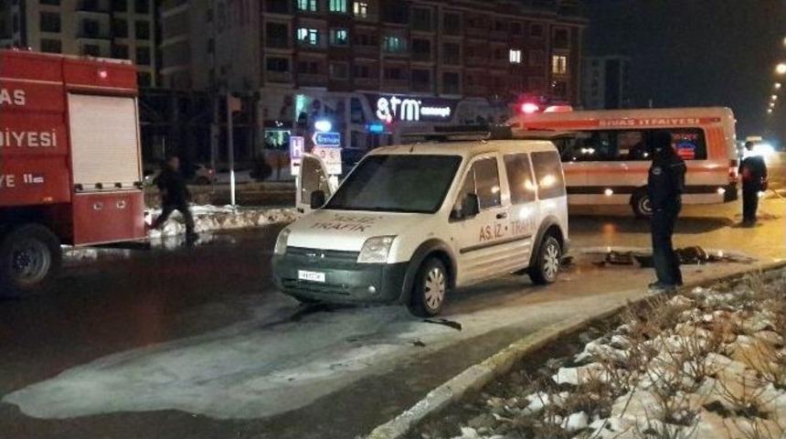 Sivas&rsquo;ta Seyir Halindeki Askeri Ara&ccedil; Yandı
