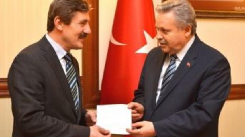 Erzincan &Uuml;niversitesi&rsquo;nden Bayırbucak T&uuml;rkmenlerine Yardım