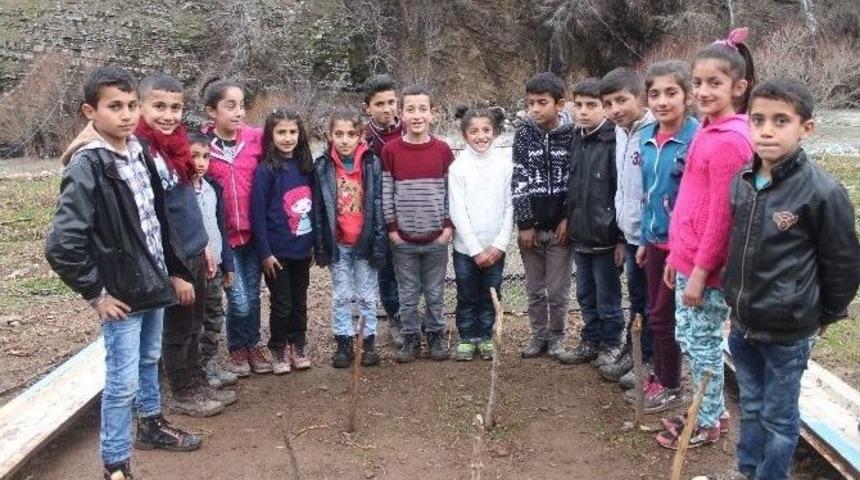 Beyt&uuml;şşebap&rsquo;taki &lsquo;survivor&rsquo; K&ouml;y&uuml;nden Ilıcalı&rsquo;ya Teşekk&uuml;r