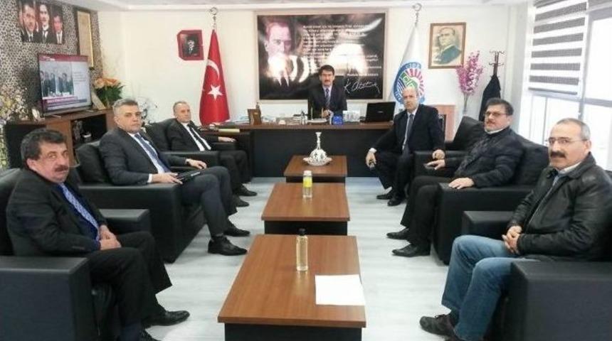 Karayolları 15. B&ouml;lge M&uuml;d&uuml;r&uuml; &Ouml;zendi Cide&rsquo;yi Ziyaret Etti